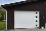 Snygg, praktisk och säker garageport
